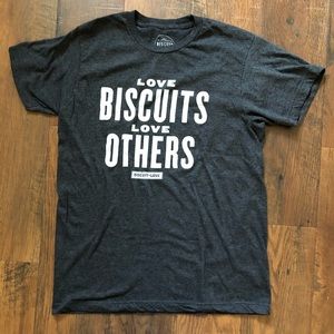 BUSCUIT LOVE Nashville tee shirt, size M